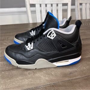 Nike Air Jordan 4 Retro Motorsport
Alternate Sz 8